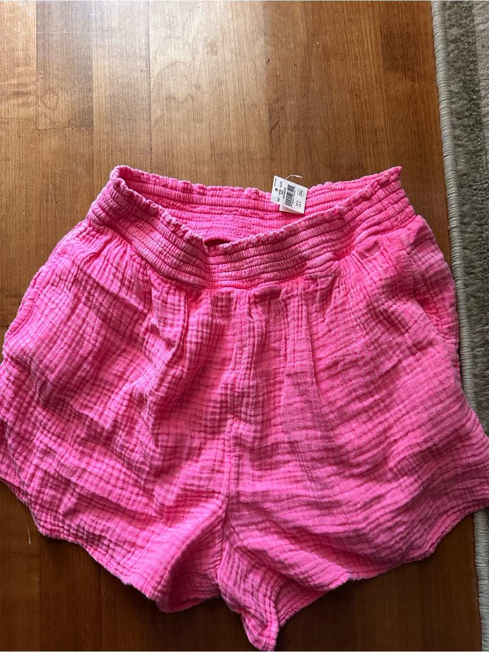pink aerie short